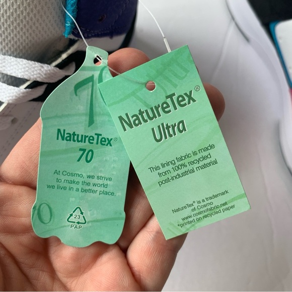 WOMEN'S DC CURE HIGH-TOP SHOES Size 9 - Picture 9 of 12